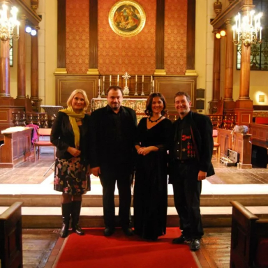 Foto: Balassi Intézet, London. / a képen: Dr. Pászthy Bea, Lovász Irén, Mizsei Zoltán, Ágoston Béla, 2012. nov.30. az Égi HANG koncert után. Covent Garden, St.John's Church , London