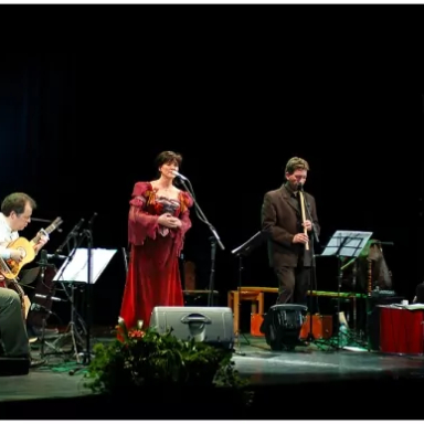 SZERELMES VIRÁG KONCERT