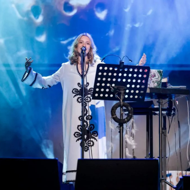 4.ALMA, FÁJA ( APPLE&TREE) CONCERT 01.05.2022. BUDAPEST, VÁRKERTBAZÁR, IRÉN LOVÁSZ, DEVA, KERUB ( MIZSEI, ÁGOSTON, KEÖNCH, BALÁZS)